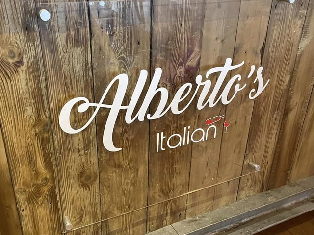 Having merged with the well-known bar The Wedgwood in the heart of the town centre, you get the best of both worlds when you visit Alberto’s Italian. Location: Abington Street, town centre.