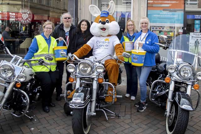 Pictured left to right: Jenny Standen, Dave and Julie Barringer, Alison Gee and Sharon Collins. Photo: Kirsty Edmonds.