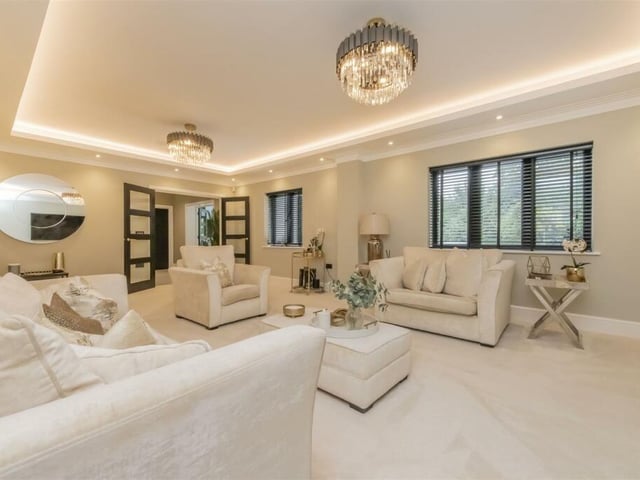 The first floor also features a luxuriously appointed formal lounge