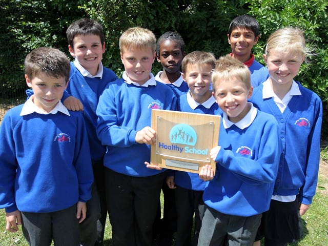 2009: Hopping Hill Primary School which has been awarded a Healthy Schools award.