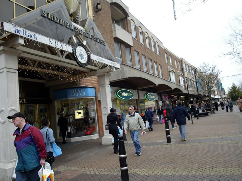 2006 - Christmas Shoppers on Abington Street