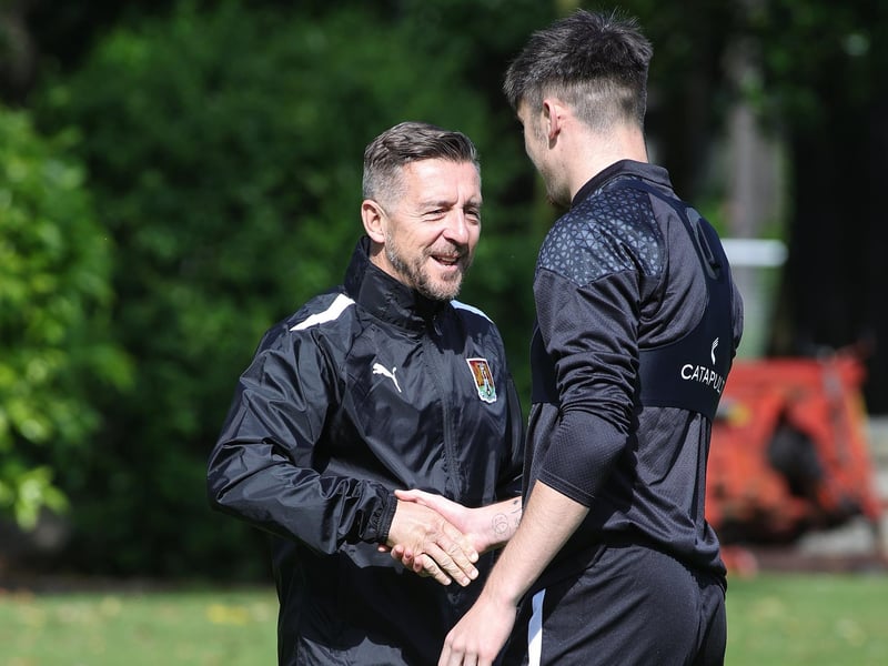 Brady meets up with returning loanee Kieron Bowie