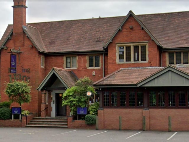 4.4 Google Stars (665 reviews)
18 Hopping Hill Gardens, Northampton NN5 6PF
"OMG! The best Sunday roast ever, beautiful venue, super kind staff and yummy food 10/10 def recommended"
