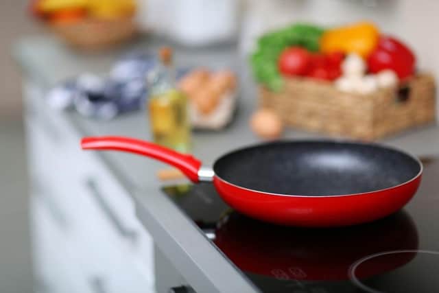 Never leave oil unattended on the hob