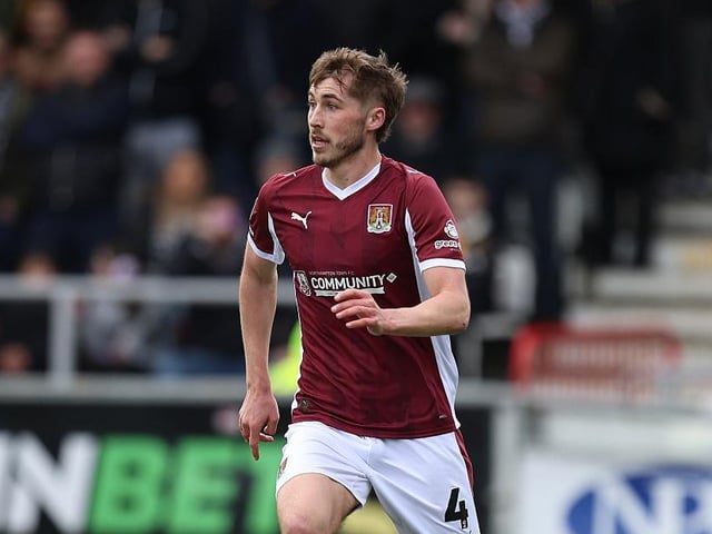 Frequently picked up possession in deep areas and then had nowhere to go. Often forced to go sideways or launch aimlessly upfield. Quality was lacking when it came to his final third delivery, both from set-pieces and open play... 5