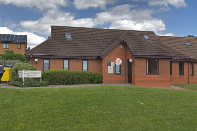 Rowtree Road, East Hunsbury, Northampton, NN4 0NY
This dentist is not taking any new NHS patients at the moment
Google Review: 3.7/5 (32 Google Reviews)