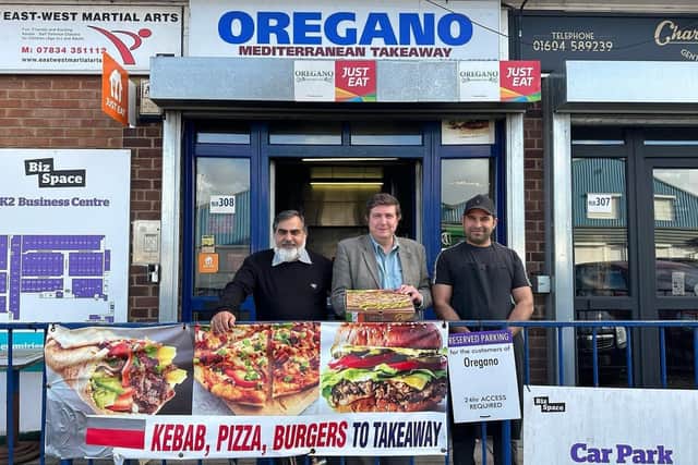 Andrew Lewer MP paid the Oregano team a visit.