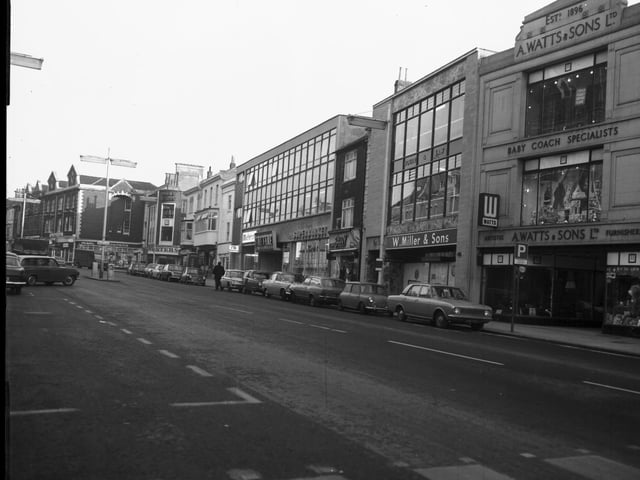 December 1969 Abington Street, Northampton with Watts and Finefare supermarket