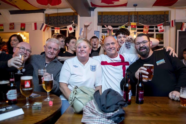 Fans flock to Northampton pubs to watch The Three Lions in Qatar - (The Squirrels in Duston)