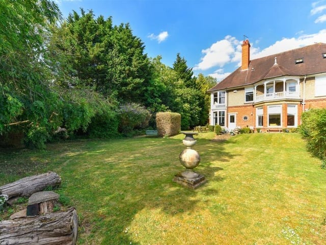 All of this could be yours for £880,000.