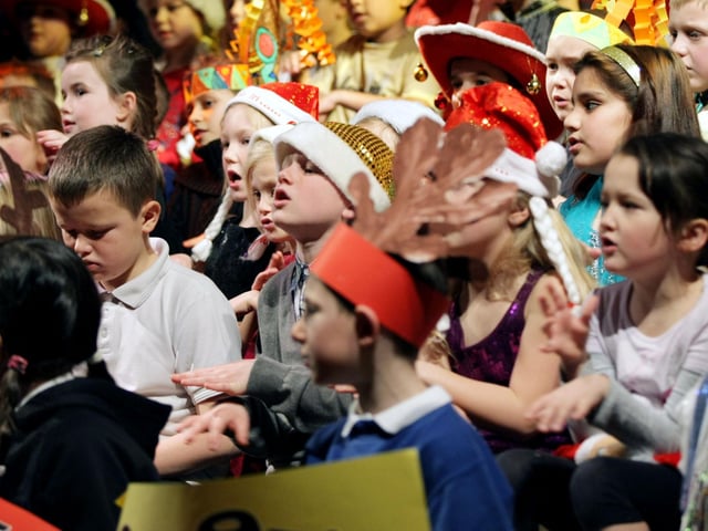Ks2 Dress Rehearsal at Ecton Brook Primary School, Northampton
