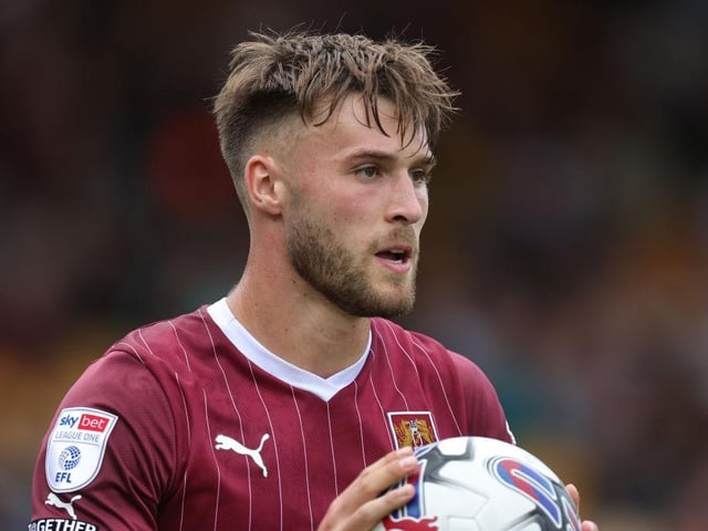 Like most of his team-mates, Sherring found it hard work containing the attacking movement and flow of the home side, but he stuck to his guns well. Fingers crossed his injury isn't serious... 6