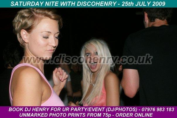 Nostalgic pictures from a night out down Bridge Street 15 years ago