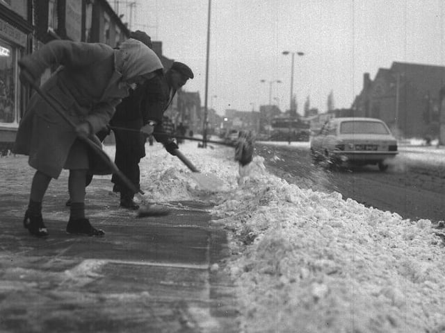 Snow clearing, February 21, 1969
