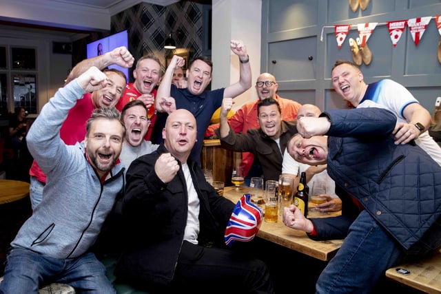 Fans flock to Northampton pubs to watch The Three Lions in Qatar