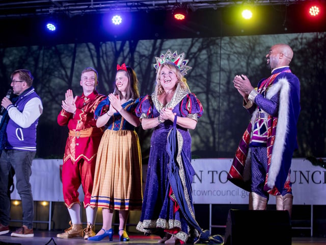 The festive event took place in Becket's Park on Saturday November 25 and saw plenty of family activities like ice skating, silent discos, live entertainment and more.