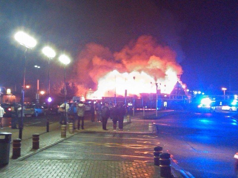 Fire at Red Hot World Buffet in Northampton. 18.12.13 Picture: K. Bain