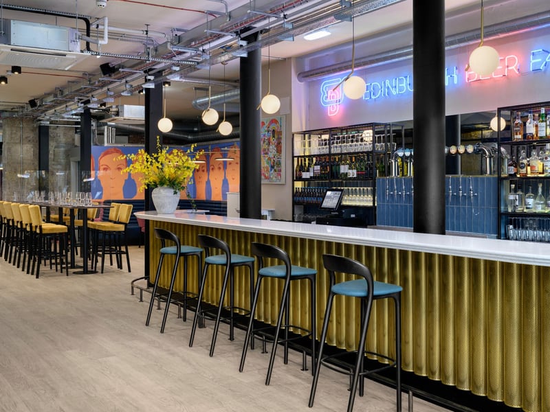 Named after the Leith pop-art pioneer Eduardo Paolozzi, Paolozzi Restaurant and Bar showcases his artwork alongside its Scottish Italian dishes and freshly brewed local beers by Edinburgh Beer Factory. Found at the top of the Meadows in Forrest Road, the food here has been described as "outstanding" and "mouthwatering".