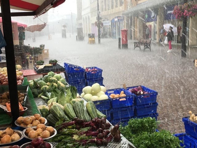 After closing down for good, market trader Joe Fitzpatrick has shared his favourite pictures from his family's iconic fruit and vegetable stall