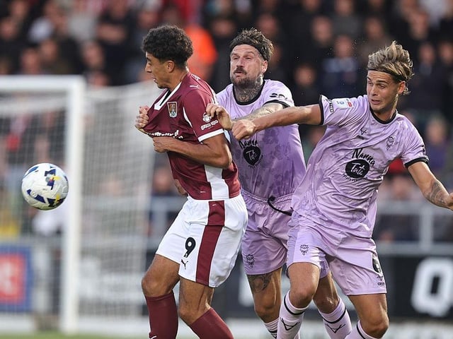 Tough night for the young loanee against Bradley and co. Didn't have the physicality or support and therefore his impact was limited before being replaced in the second half... 6