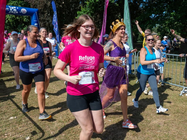 Runners taking part in the Pretty Muddy Race For Life at Abington Park in Northampton on Saturday, July, 11, 20026. Photo by David Jackson.