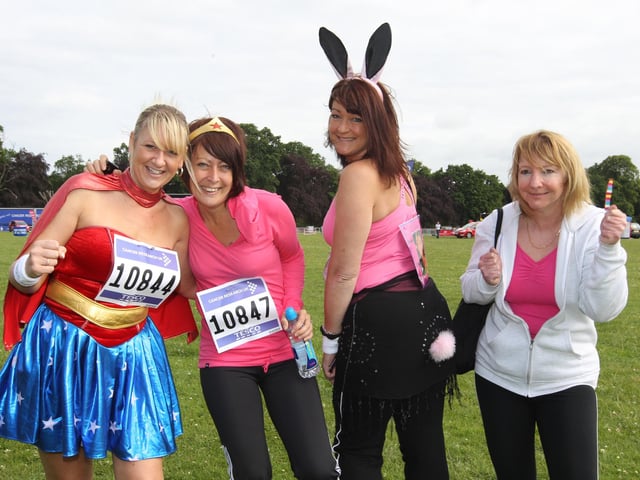 2011 - Over a thousand women take part in the 10k Race for Life at Abington Park in Northampton.