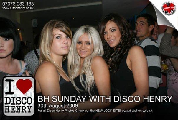 Nostalgic pictures from a night out down Bridge Street 14 years ago