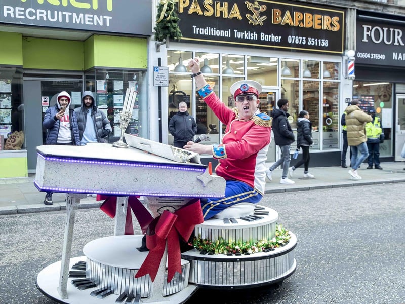 St Giles’ Street was closed to traffic to allow shoppers to walk freely down the road, which created a welcoming, community feel.