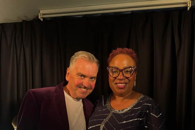 DAVID KENT with amazing/uplifting guest singer, SAMANTHA ANTOINETTE