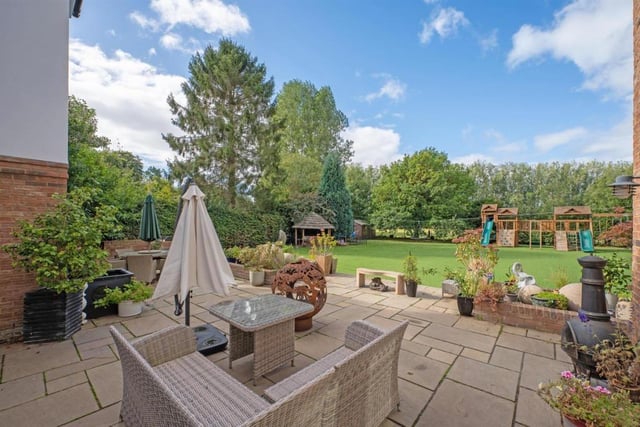 The house has a large private rear-garden that backs onto stunning open fields in Boughton.