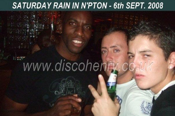Nostalgic pictures from a night out down Bridge Street 15 years ago