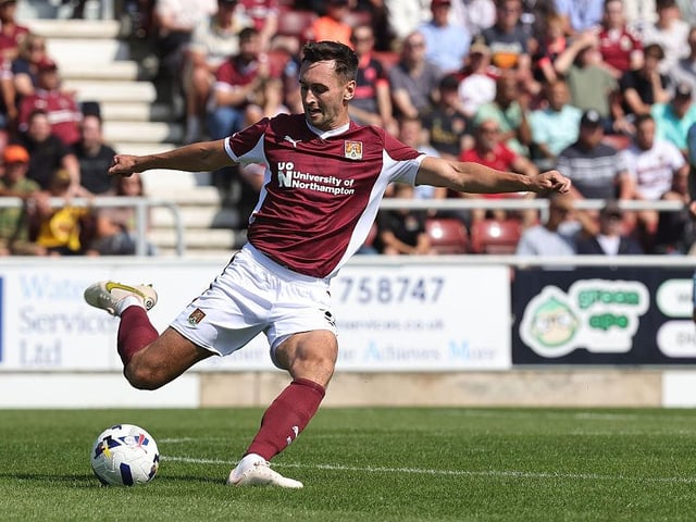 His defensive work was decent enough, helping restrict Bradford to few clear sights of Town's goal, but his use of the ball needs to be better. Careless and rushed at times... 6