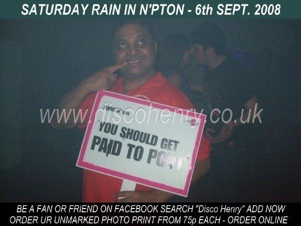 Nostalgic pictures from a night out down Bridge Street 15 years ago
