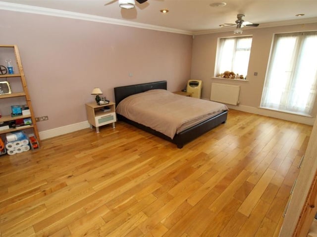 Chelton Brown / Rightmove