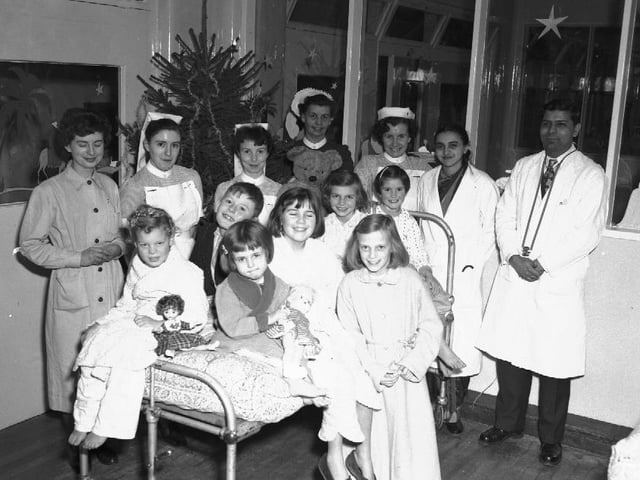 Children at NGH, December 22, 1959