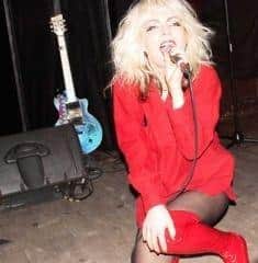 Bootleg Blondie on stage