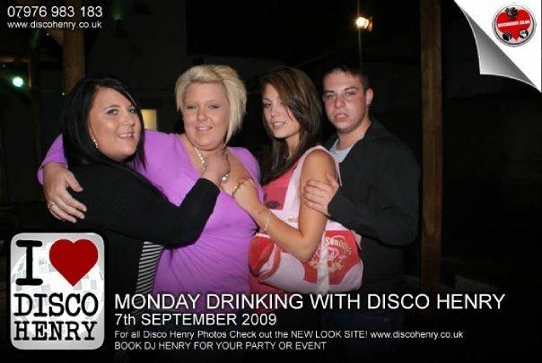 Nostalgic pictures from a night out down Bridge Street 15 years ago