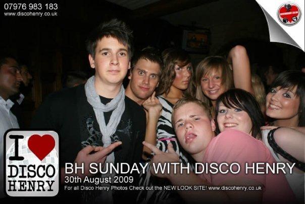 Nostalgic pictures from a night out down Bridge Street 14 years ago