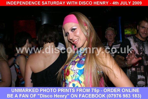 A Saturday night out at Reflex Bar in July 2009. Photo: Disco Henry