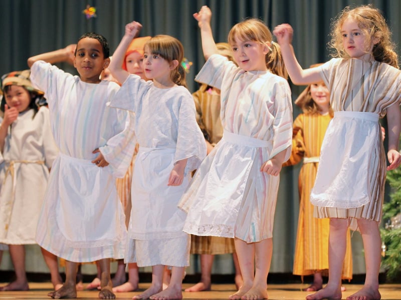 Christmas Nativity Play at Headlands Primary School.