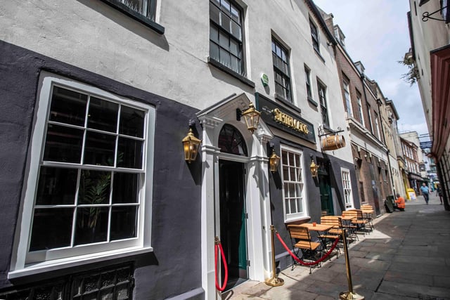 Historic 231-year-old pub reopens in Northampton town centre after huge ...