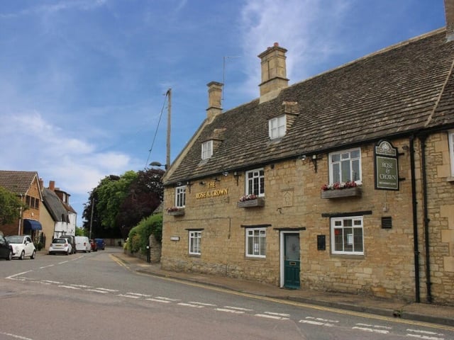 Another pub named the Rose & Crown! This one, a 17th century freehouse in Islip, is open to offers