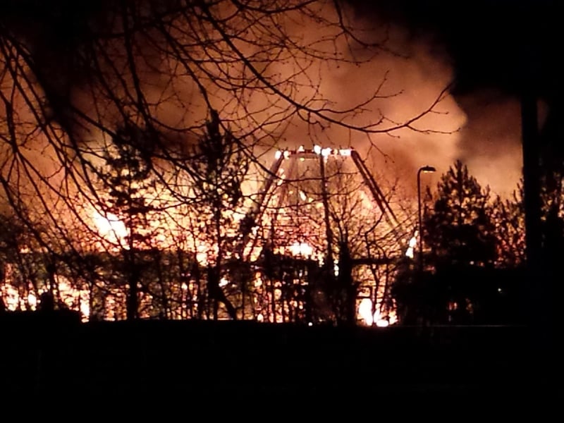 Fire at Red Hot World Buffet in Northampton. 18.12.13 Picture: Faye Bull