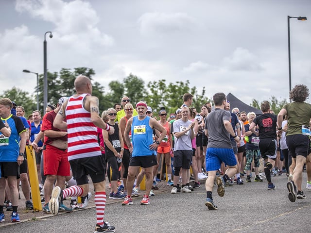Runners taking part in the 2021 event.