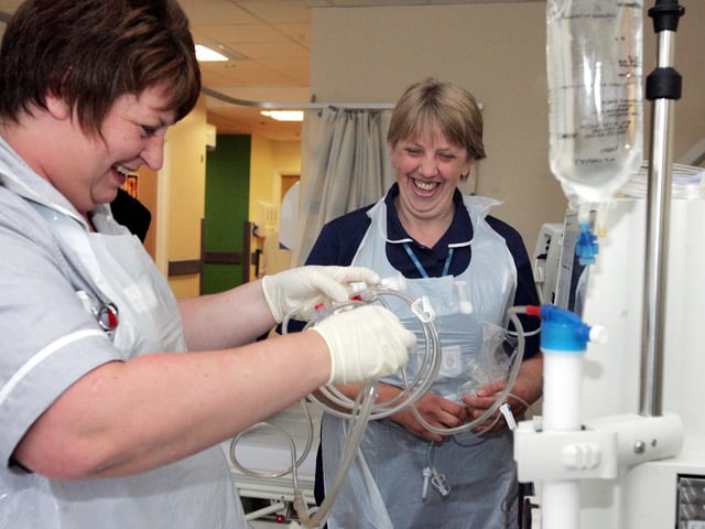 2009 - The new kidney centre opens in Northampton general Hospital