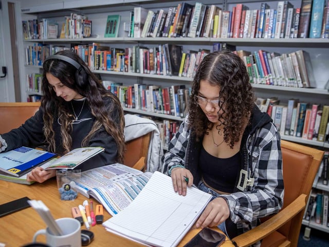 The community library in Welford Road held a grand opening event on Saturday March 29, which more than 1,000 people attended.