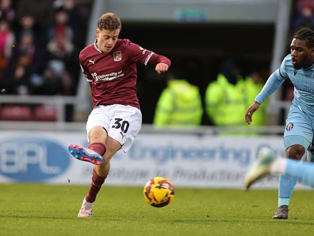 Glimpses of his quality on the ball but it wasn't the weather or the game for midfielders to flourish. He rolled his sleeves up and got stuck in... 7