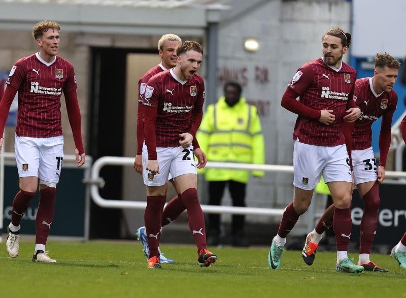 Brilliant all-round display. He rarely wastes a pass and played at a different level from pretty much everyone else on the pitch. Capped his afternoon with a magnificent strike that calmed nerves, his third goal in four games.... 8.5 CHRON STAR MAN