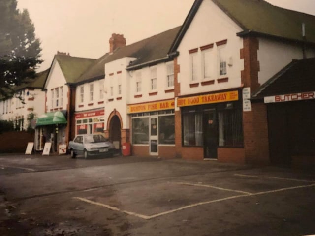 Nostalgic photos of Duston shops and streets from 30 years ago