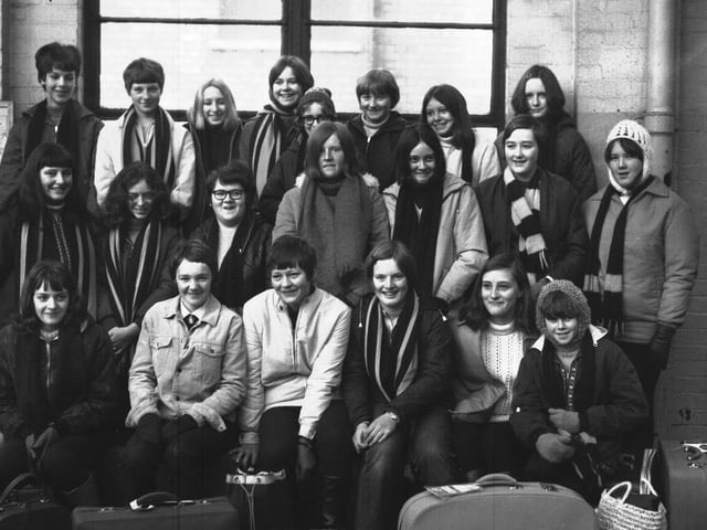 Girls from Abington Vale Secondary School, Northampton, off to Austria, February 13, 1969